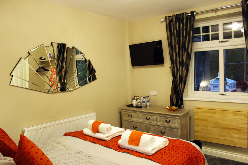 Grimscote Manor Hotel Coleshill Esterno foto