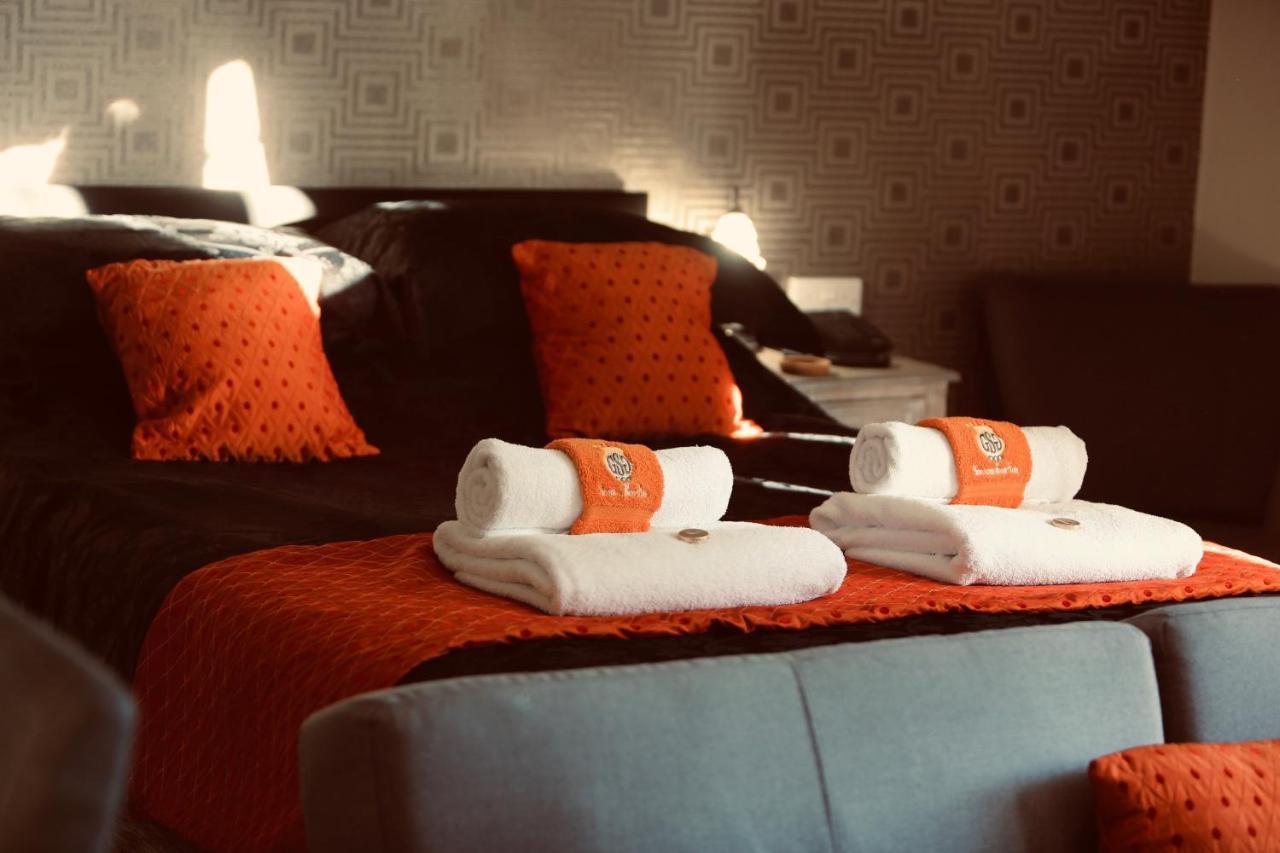 Grimscote Manor Hotel Coleshill Esterno foto